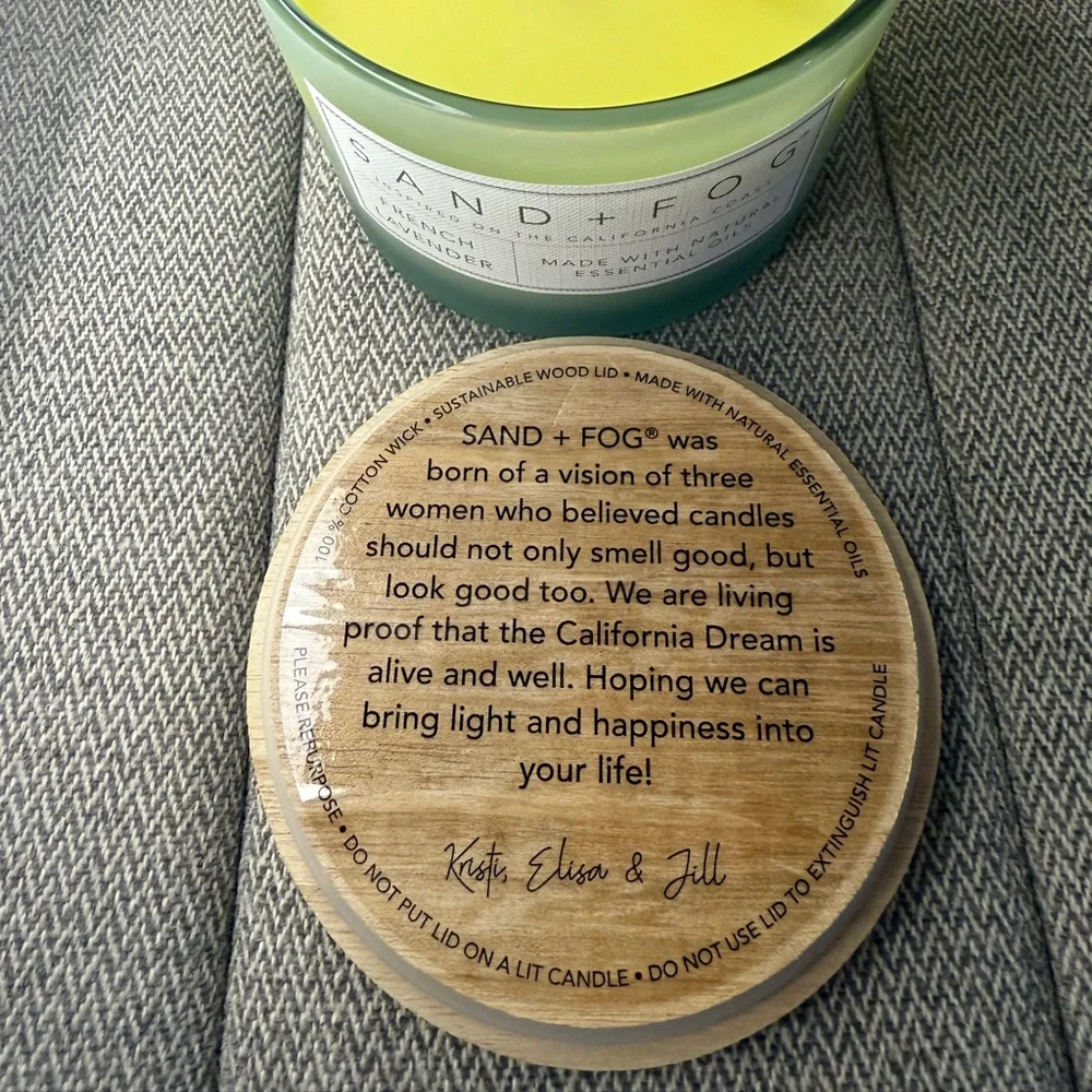 Sand + Fog French Lavender Candle 12oz, 2 Wick - Picture 11 of 12